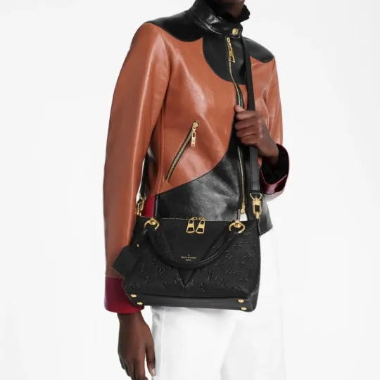 LOUIS VUITTONV TOTE BB M44937