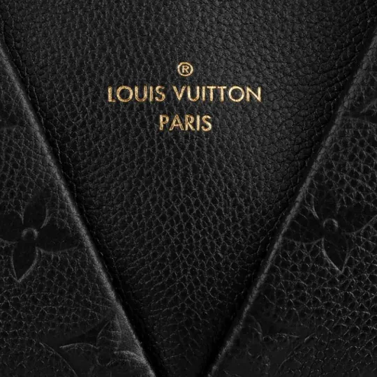 LOUIS VUITTONV TOTE BB M44937