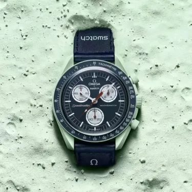 SWATCH x OMEGA MISSION ON EARTH