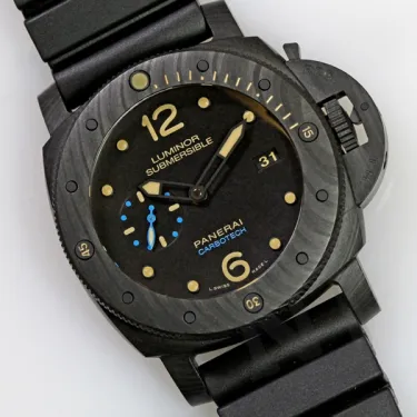 Luminor Submersible 1950 Carbotech™ Three Days Automatic PAM00616 47mm