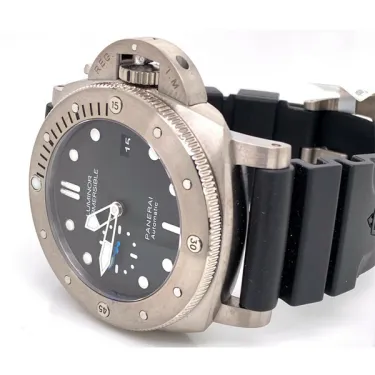 Luminor Submersible 1950 Three Days Automatic Titanio PAM01305 47mm